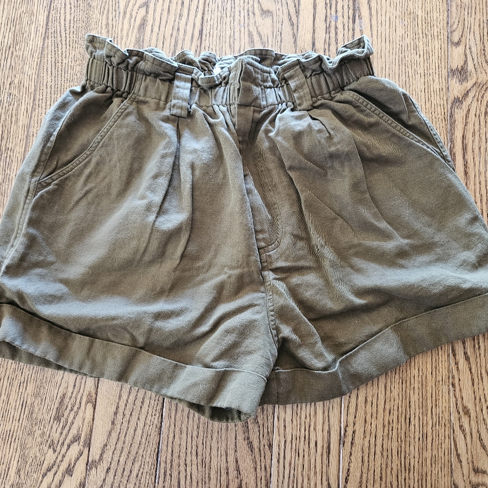 Apiece Apart Olive Green High-Waisted Shorts L Linen Cotton
